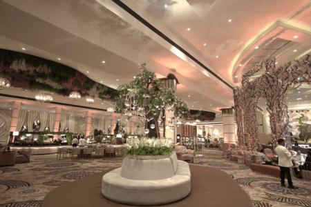 Luxury Hotel Room Features That Enhance Your Stay Experience